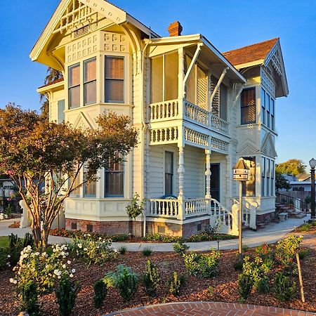 The Jd Hyde Historic Inn ไวเซเลีย ภายนอก รูปภาพ