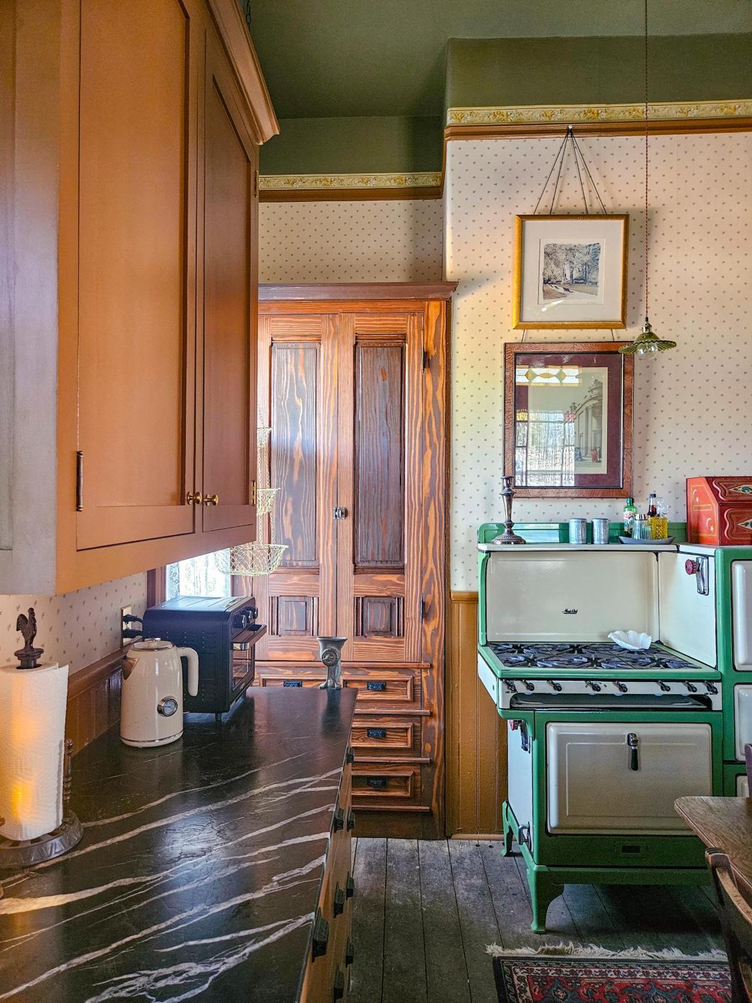 The Jd Hyde Historic Inn ไวเซเลีย ภายนอก รูปภาพ