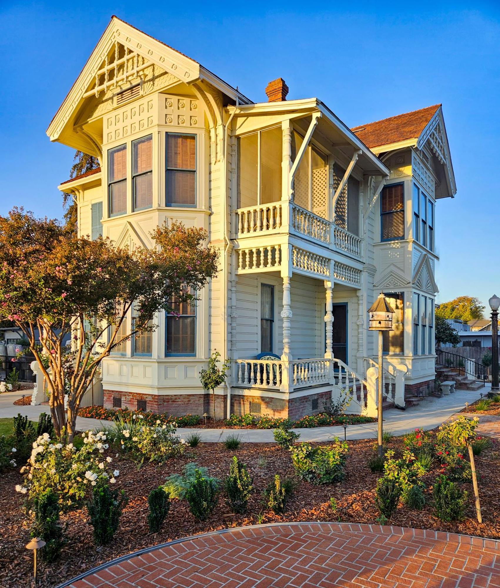 The Jd Hyde Historic Inn ไวเซเลีย ภายนอก รูปภาพ