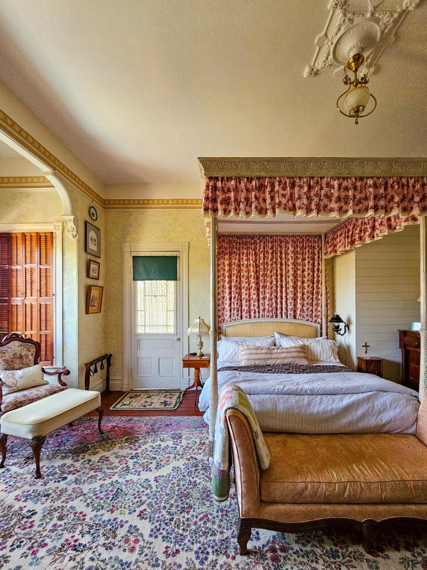 The Jd Hyde Historic Inn ไวเซเลีย ภายนอก รูปภาพ