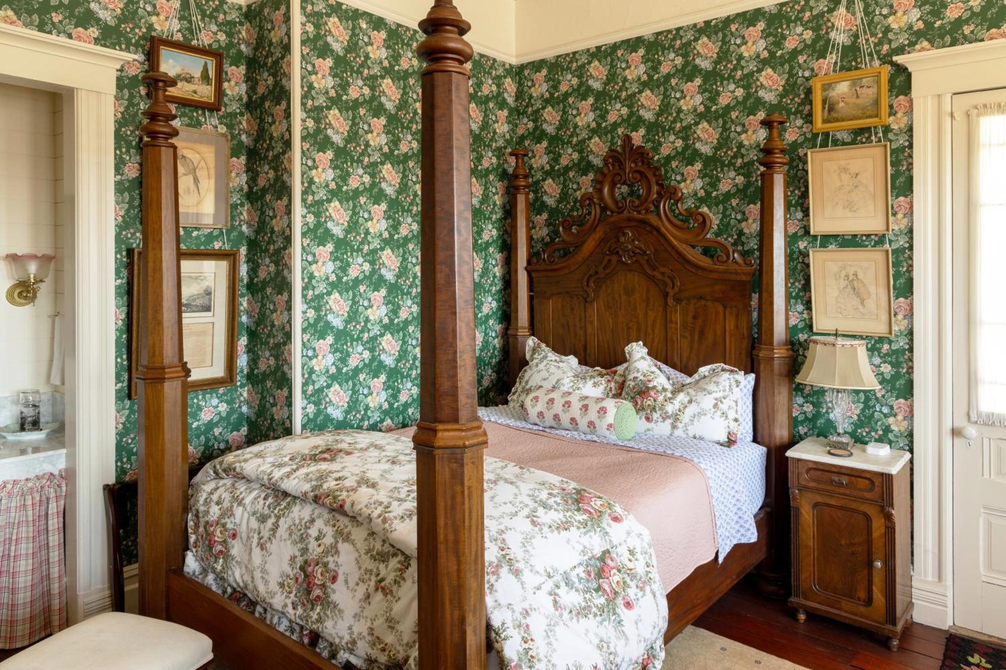 The Jd Hyde Historic Inn ไวเซเลีย ภายนอก รูปภาพ