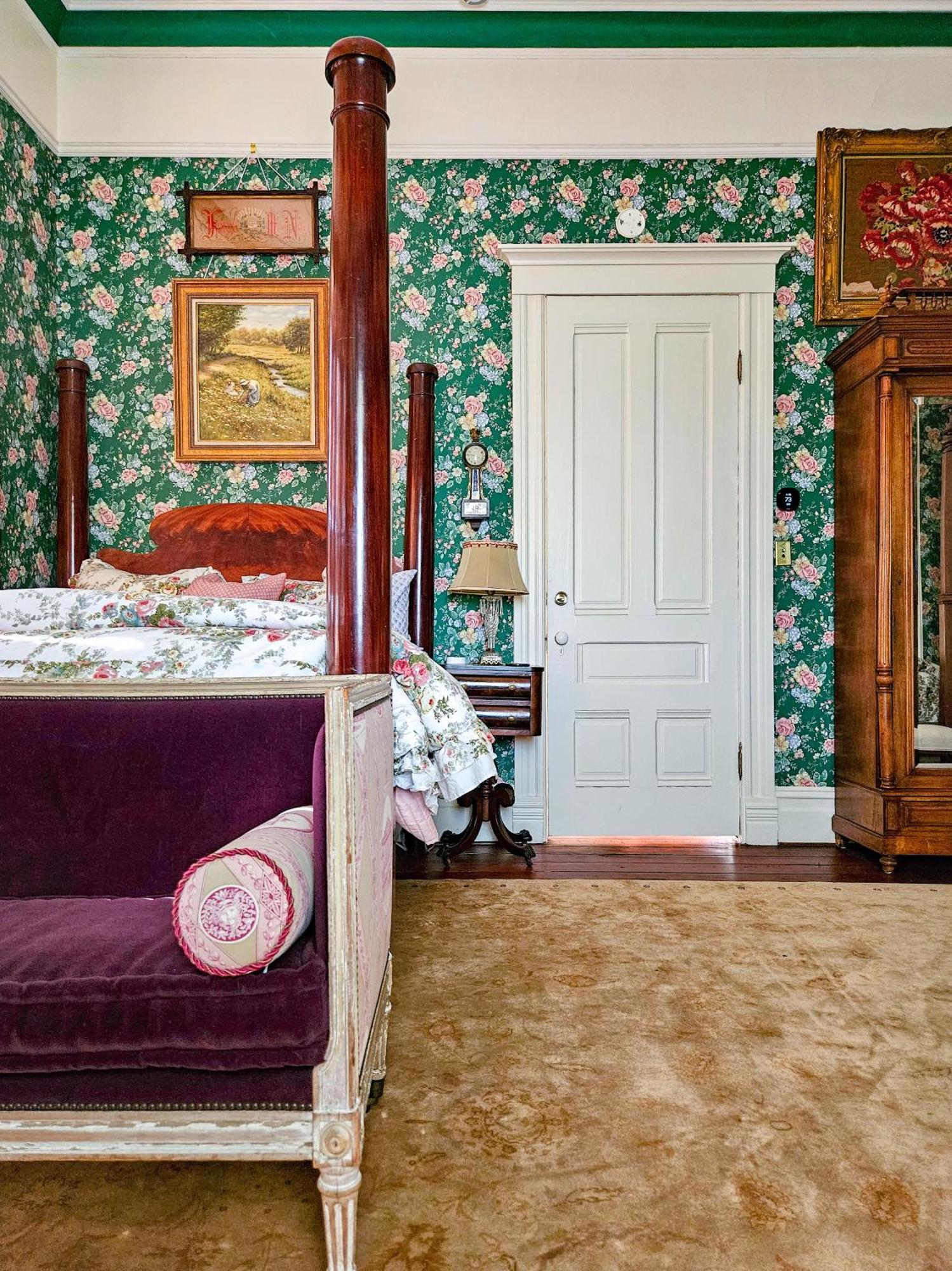 The Jd Hyde Historic Inn ไวเซเลีย ภายนอก รูปภาพ