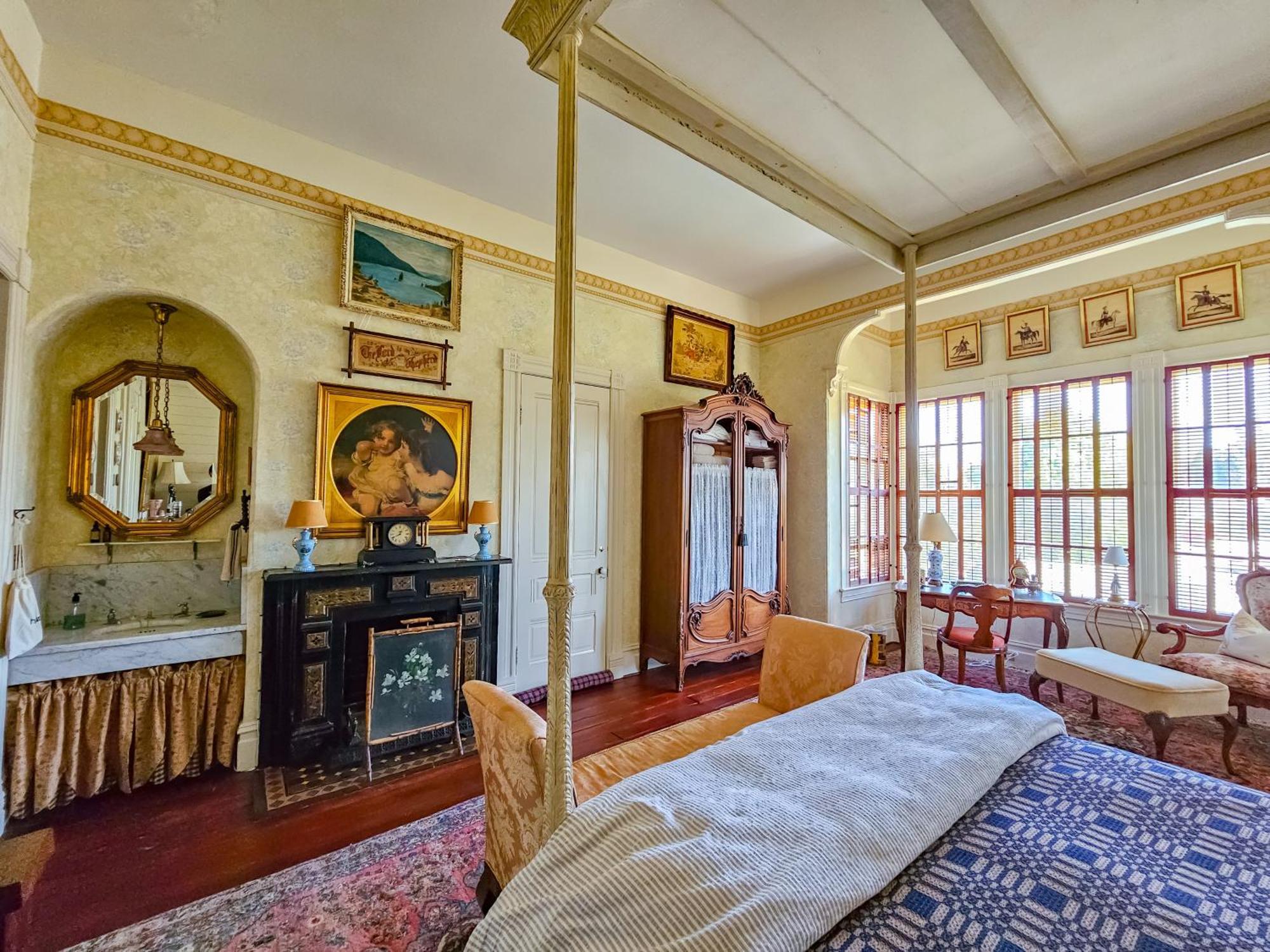 The Jd Hyde Historic Inn ไวเซเลีย ภายนอก รูปภาพ