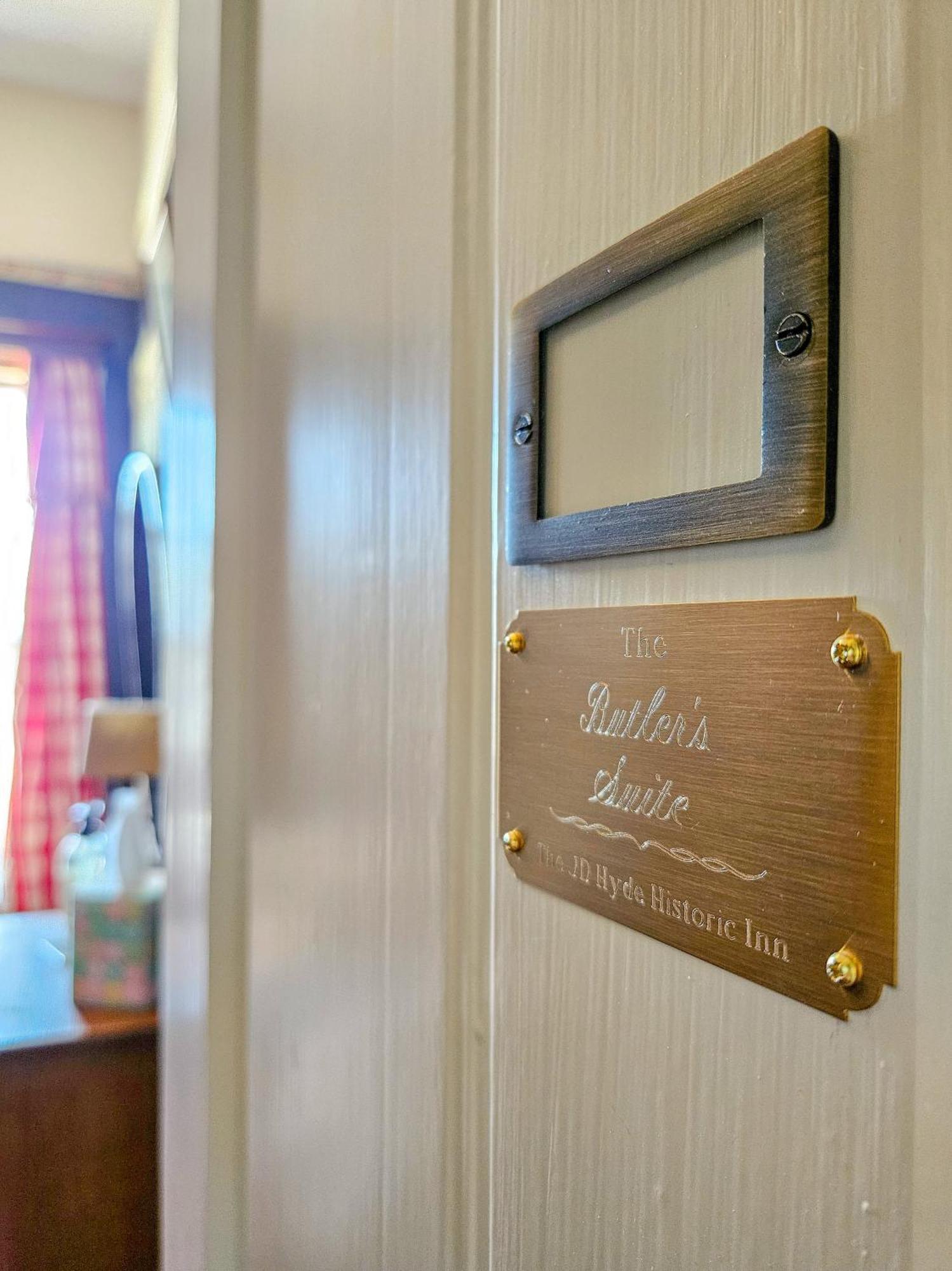 The Jd Hyde Historic Inn ไวเซเลีย ภายนอก รูปภาพ