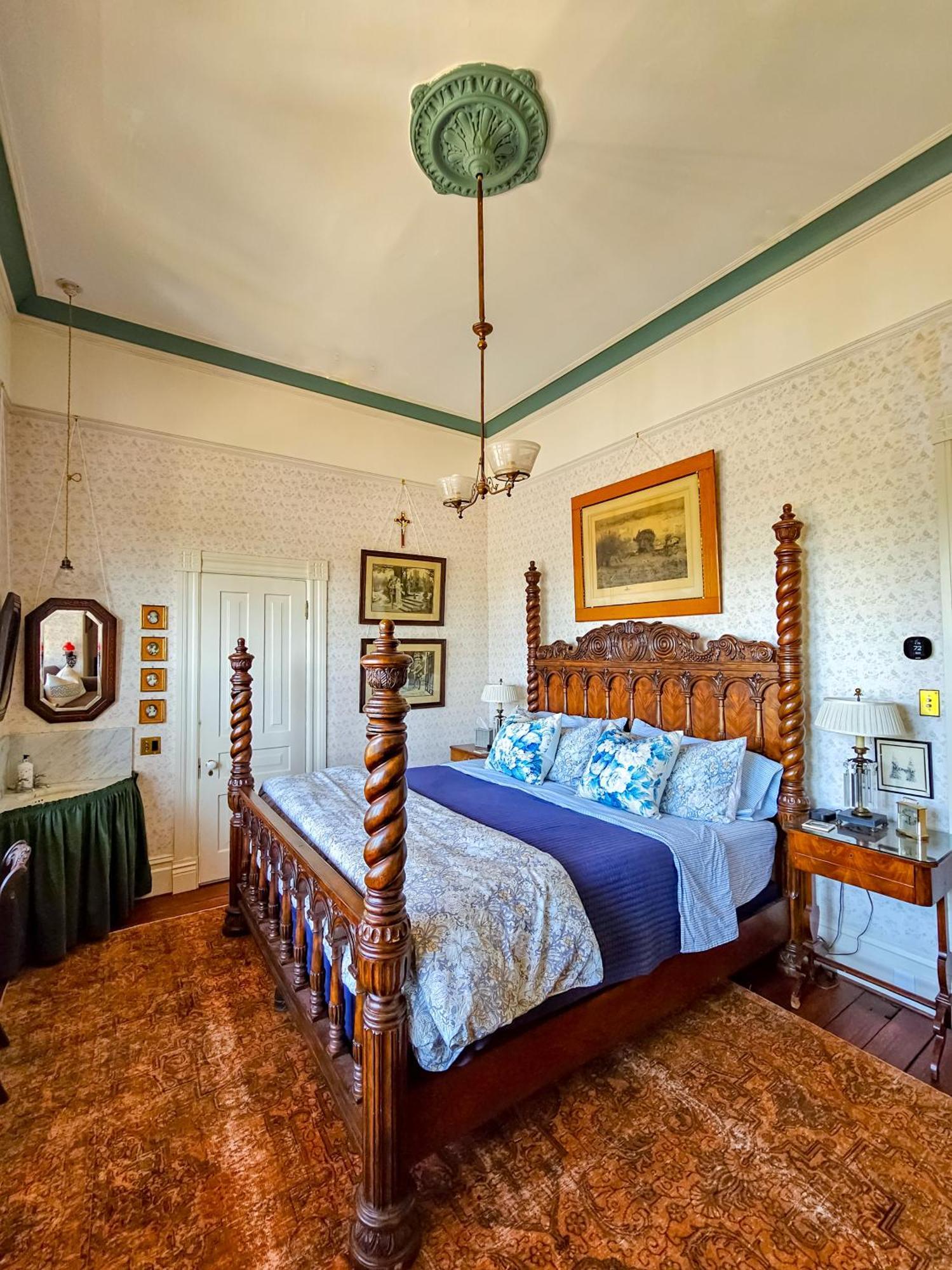 The Jd Hyde Historic Inn ไวเซเลีย ภายนอก รูปภาพ