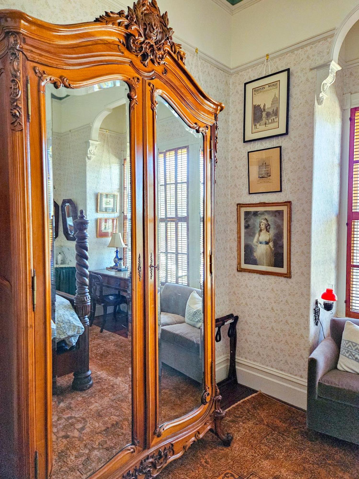 The Jd Hyde Historic Inn ไวเซเลีย ภายนอก รูปภาพ
